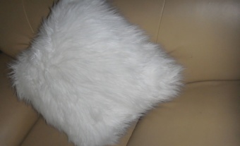 Fake-fur-pillows  ES803-2 