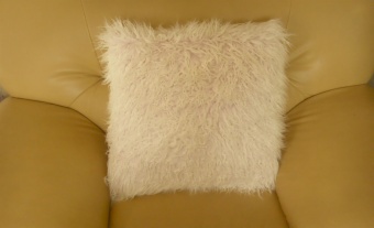 fake-fur-pillows ES803-17 