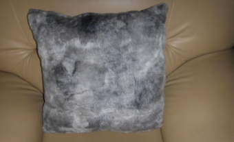 Fake-fur-pillows ES803-3 